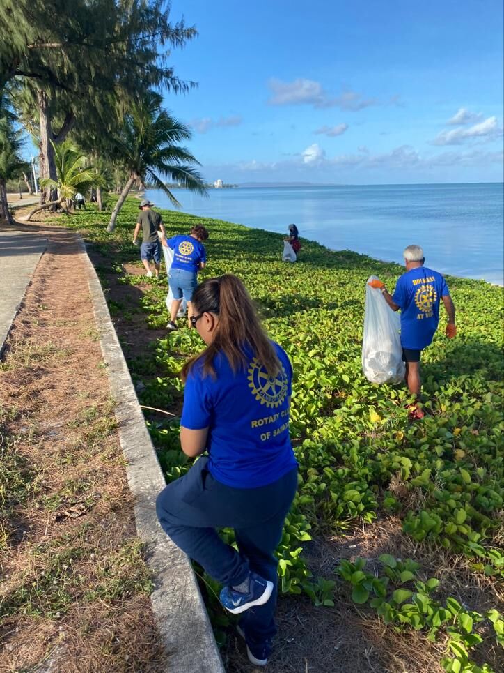 Rotarians conduct beach cleanup